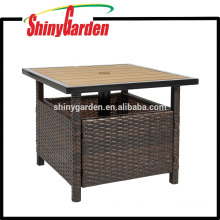 Patio Wicked Rattan Paraguas Base Stand Rattan outdoor Mesa con agujero para sombrilla